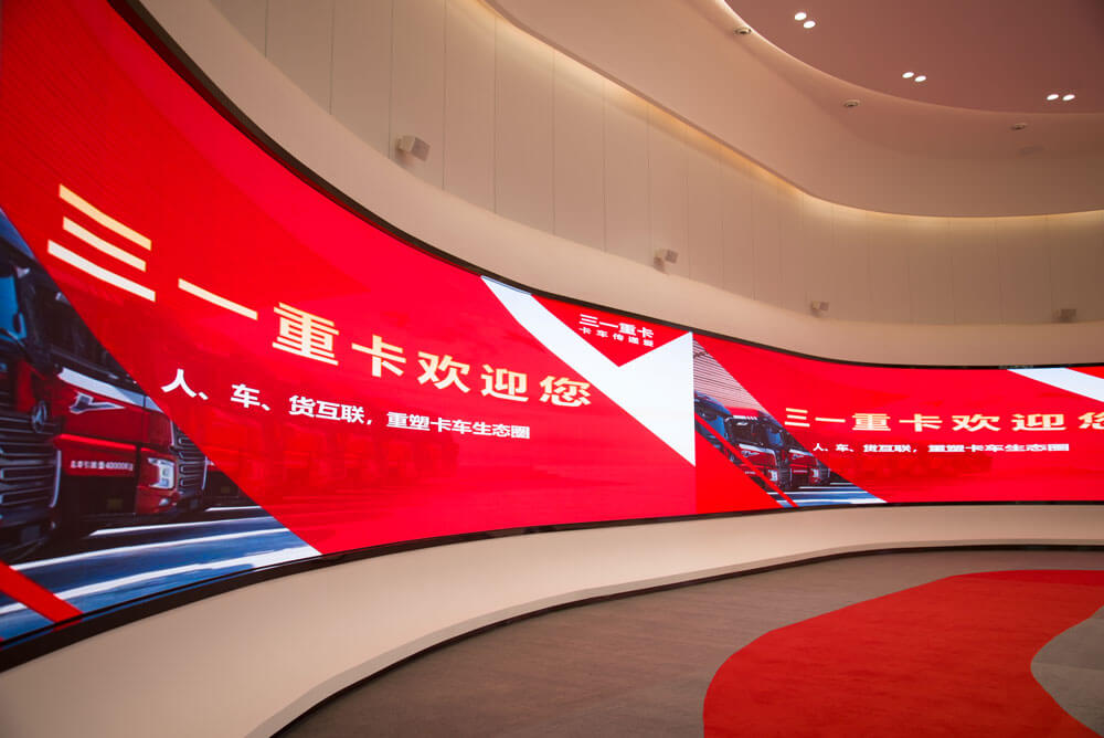 小間距LED顯示價(jià)格